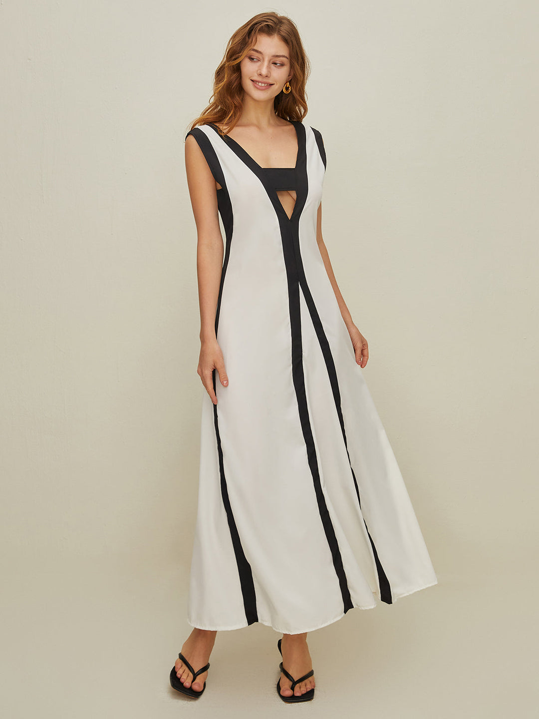 Colorblock Cutout Uzun Elbise - Svelte Chic