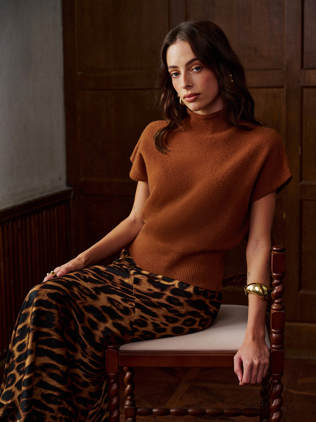 Şık Dik Yaka Yün Süveter Yelek