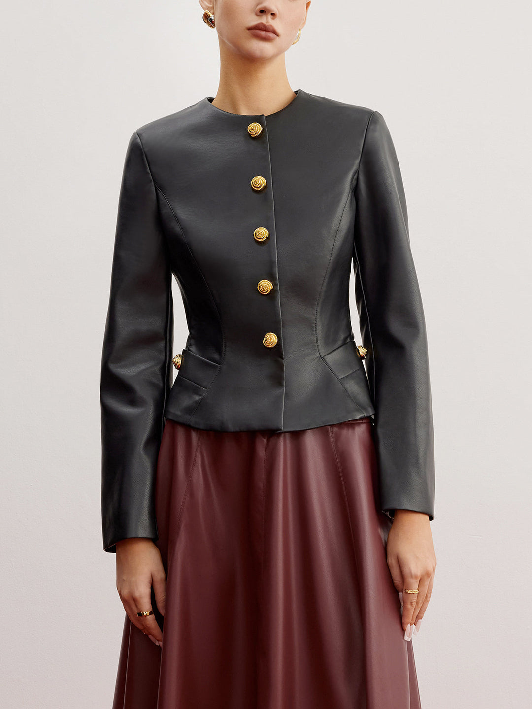 Sade Suni Deri Slim Ceket, gündelik stil için ideal