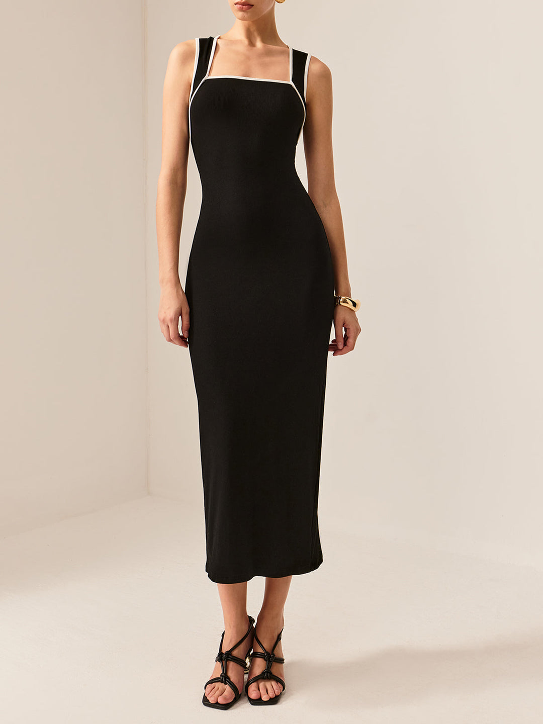 Kontrast Dikişli Kesik Askılı Elbise - Svelte Chic