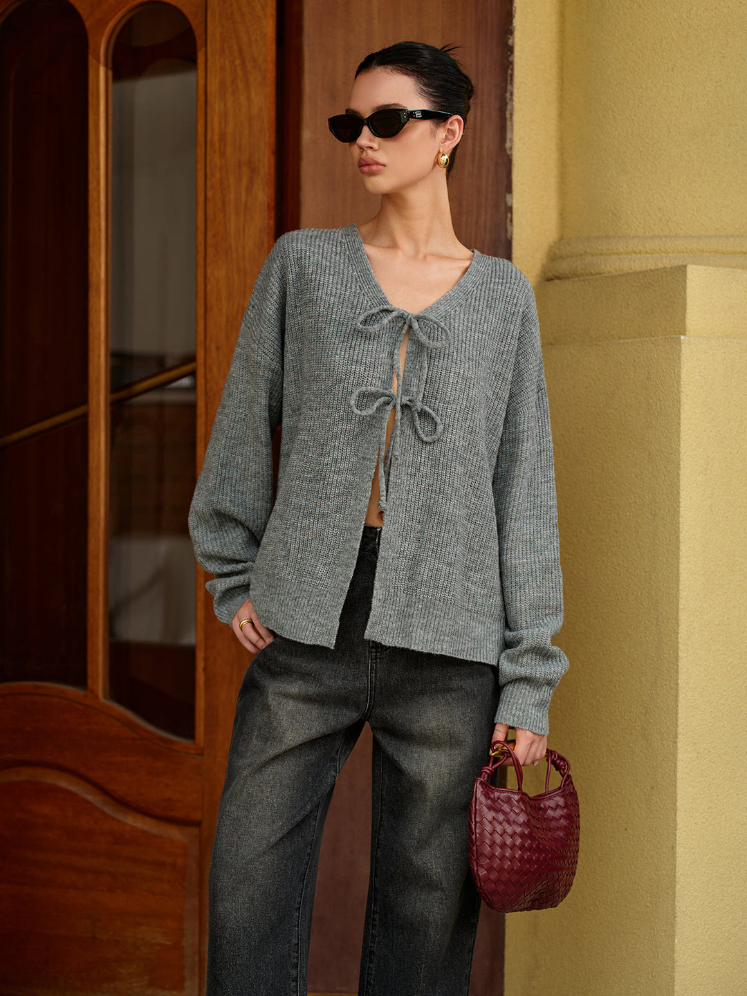 Kırçıllı yün karışımlı V yaka bağcıklı kardigan