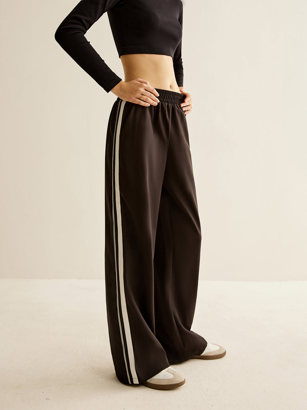 Contrast Striped Elastic Waist Pants - Şık ve Rahat Kadın Pantolonu