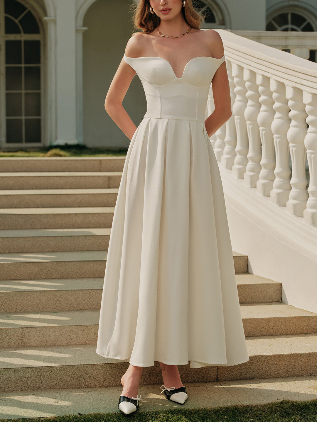 Büyüleyici Omuz Açık Kalp Yaka Plise Elbise