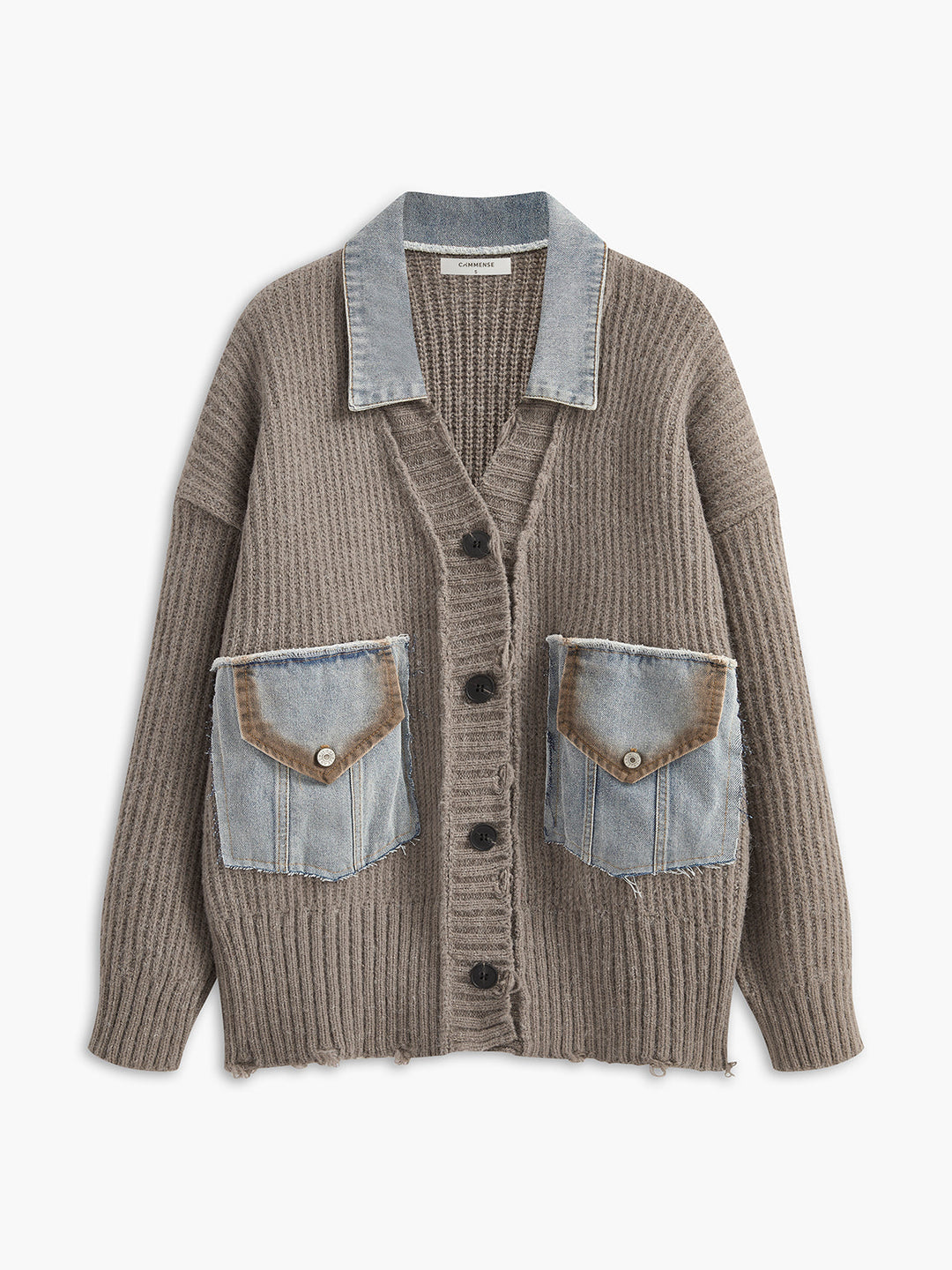 Kıvrımlı panel düğmeli triko dış giyim