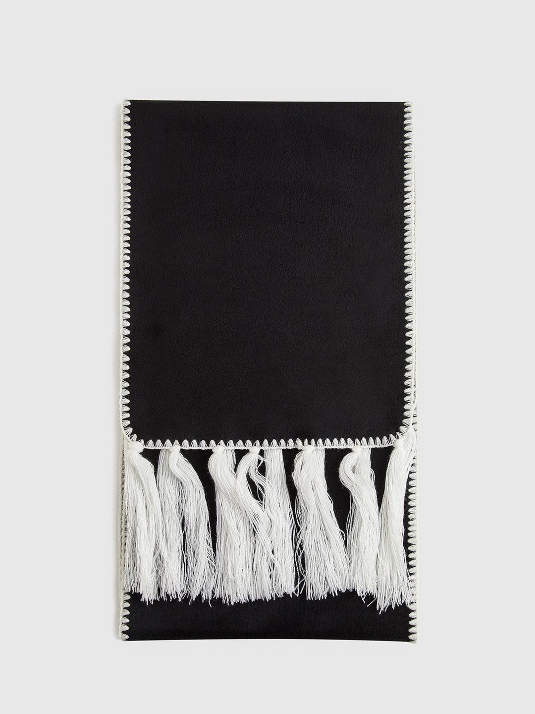Svelte Chic Contrast Trim Tassel Scarf