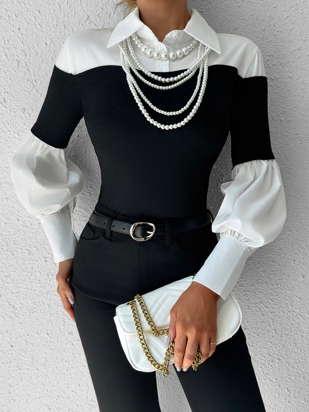 Renk Bloklu Dar Yaka Üst - Şık ve Modern Tasarım