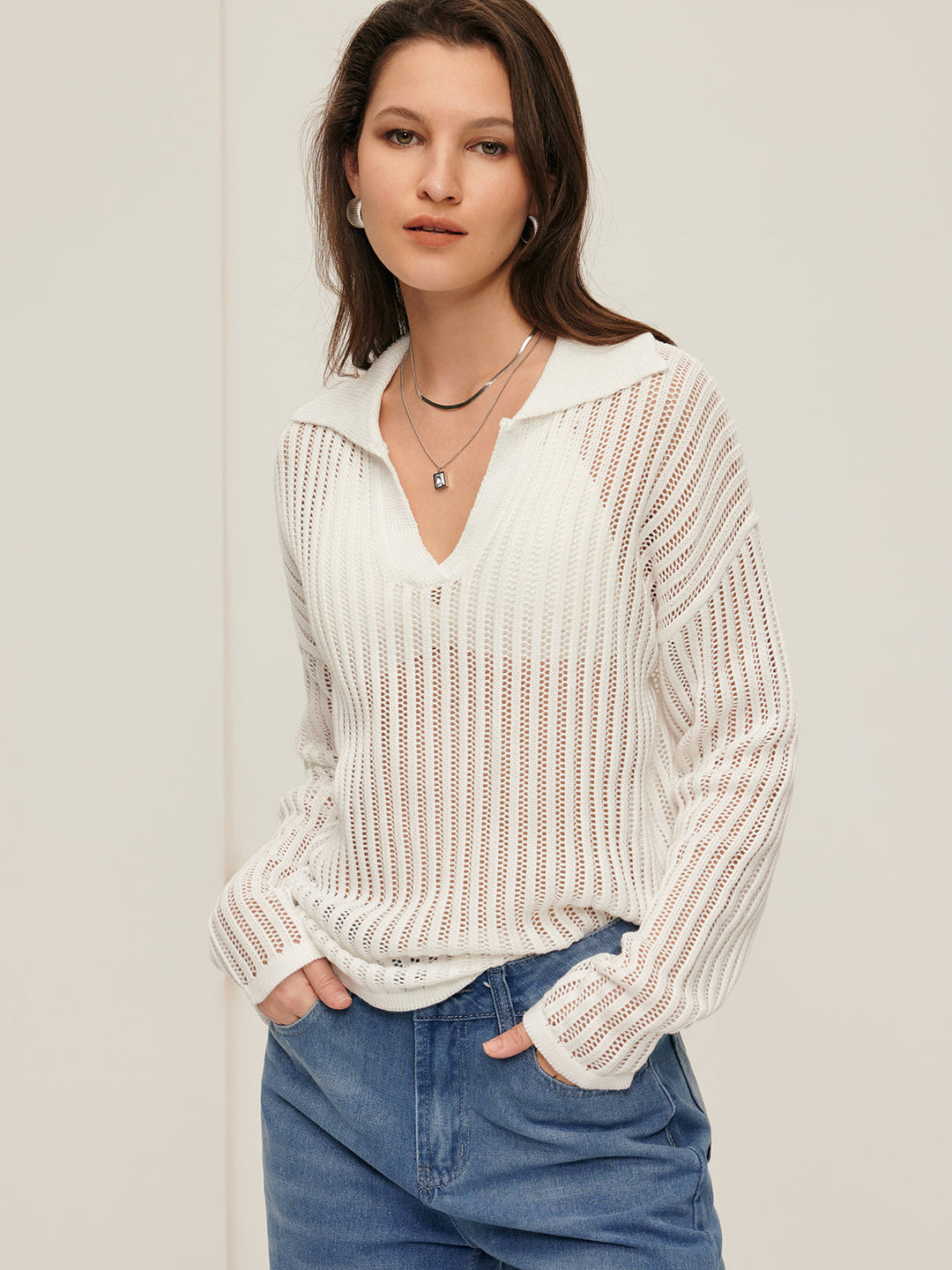 Havalı Bol Yaka Kazak modelinin ön görünümü