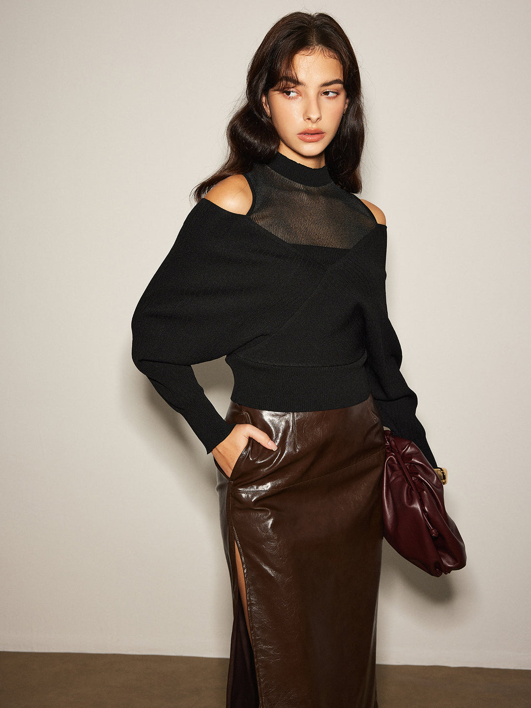 Svelte Chic 2'si 1 Arada Soğuk Omuz Triko Üst