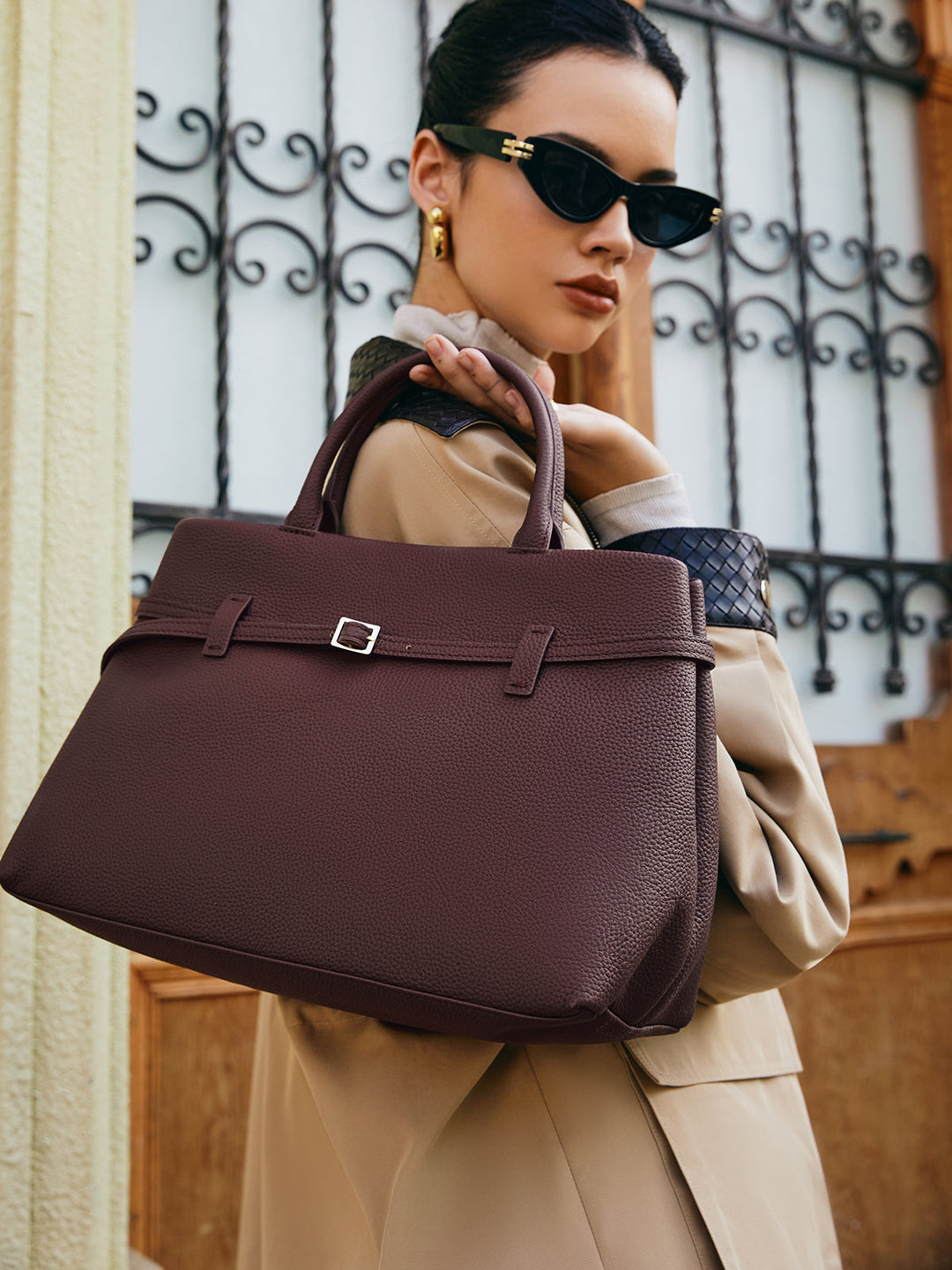 Gerçek Deri Kemerli Saplı Çanta - Svelte Chic