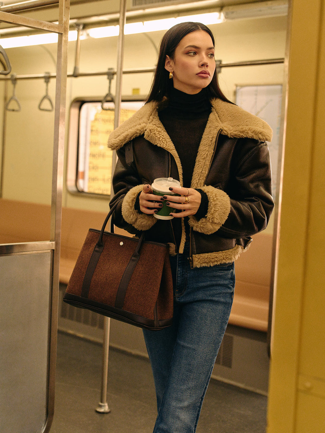 Teddy yapay deri fermuarlı ceket, Svelte Chic