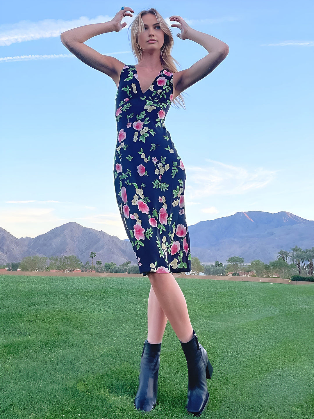 Bloom Çiçek Desenli Midi Elbise, romantik stil, Svelte Chic