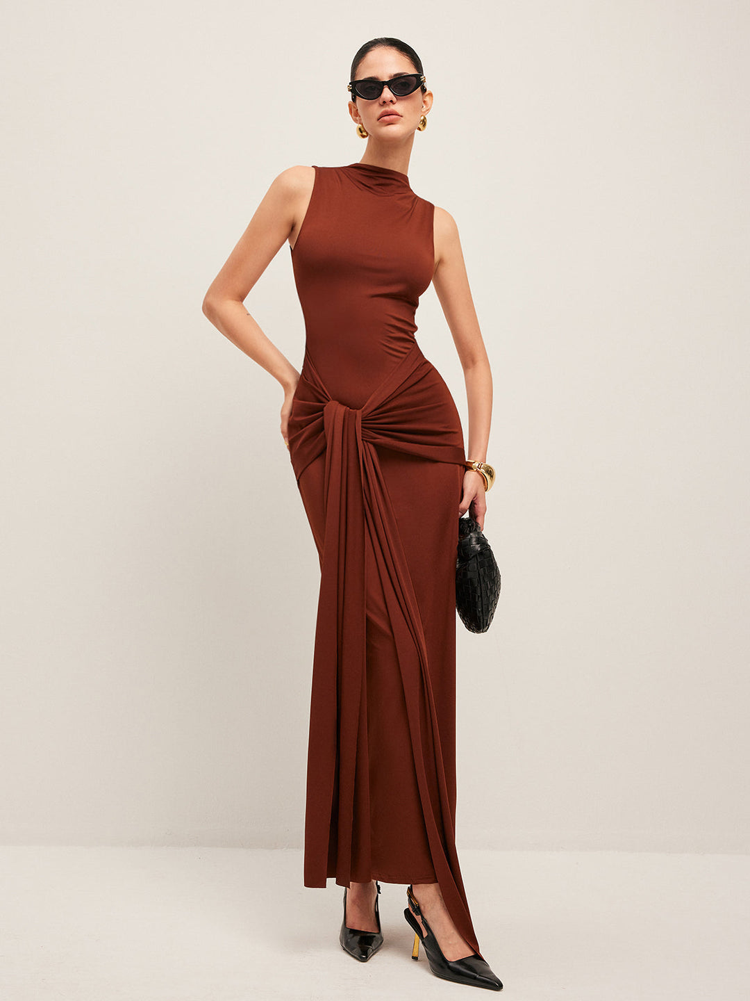 Şık Kıvrımlı Düğümlü Kolsuz Maxi Elbise