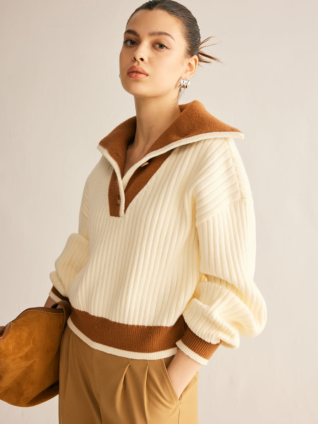 Çıtçıtlı Yaka Kontrast Şeritli Kazak