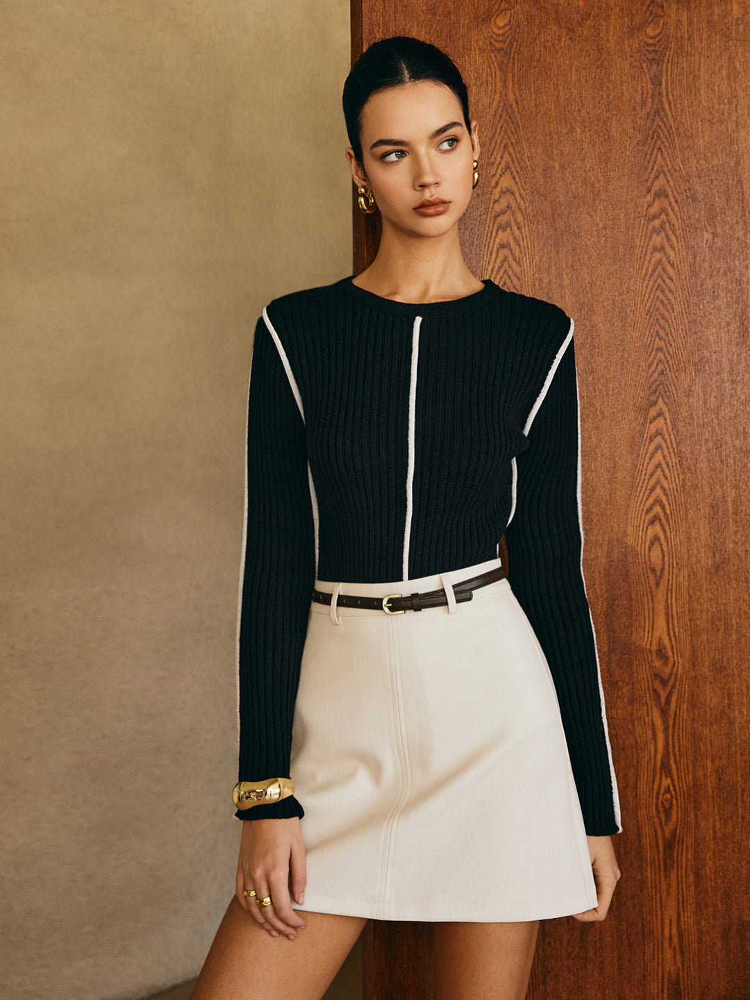 Kontrast dikişli ince triko üst, Svelte Chic koleksiyonundan