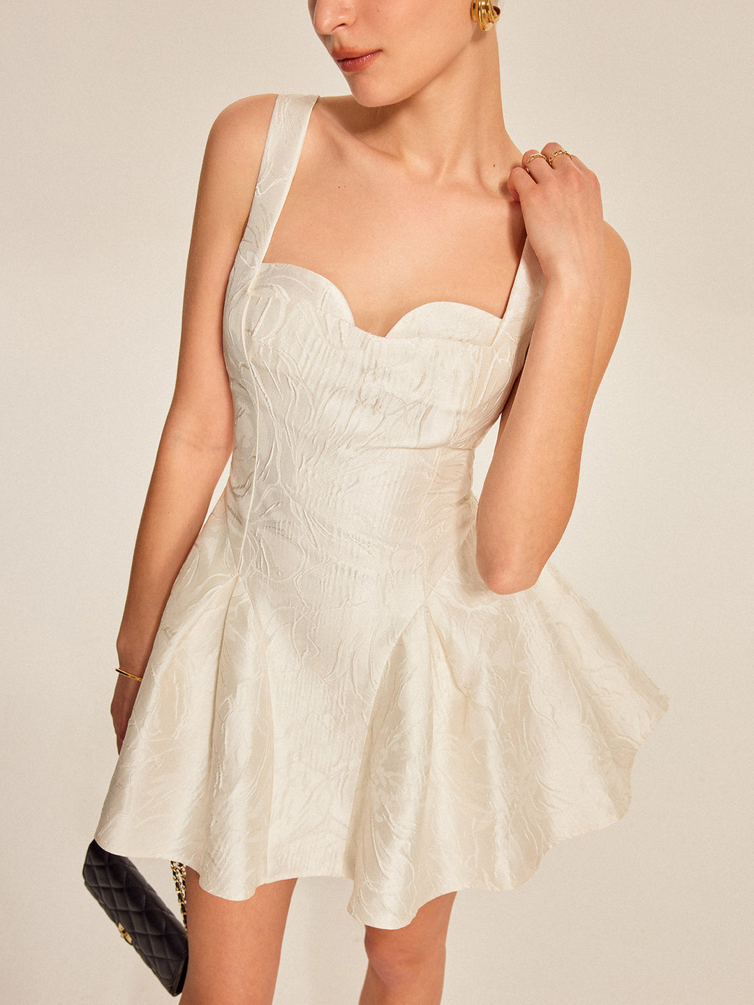 Büyüleyici Aşk Yaka Kloş Elbise