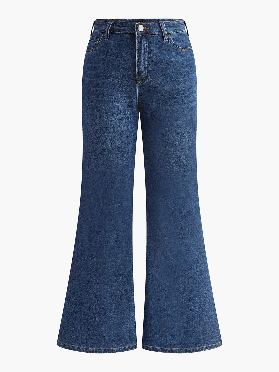Svelte Chic Cotton Denim Bootcut Jeans giyen bir model