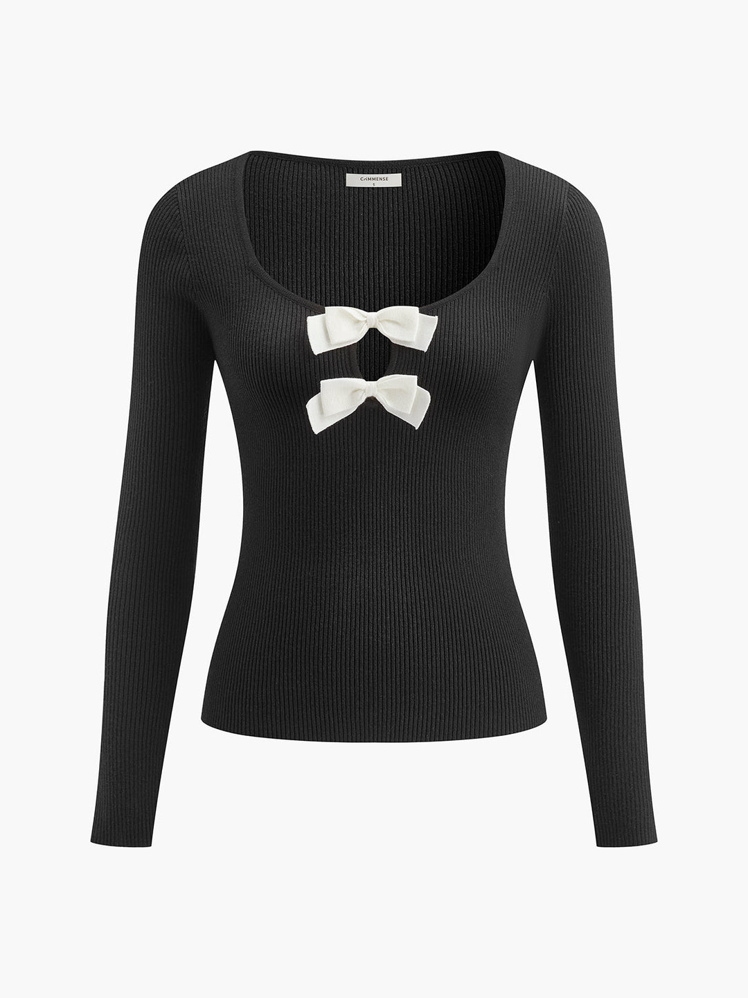 Şık Kesik Slim Kazak ile Zarif Fiyonklu Detay