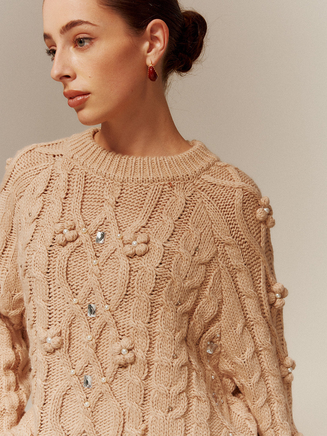 Işıldayan Rhinestone Dönme Örgü Kazak - Svelte Chic