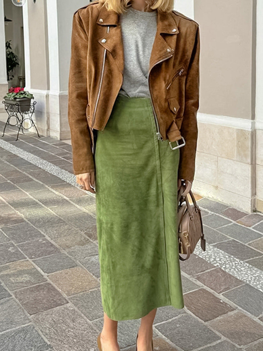 Süet Yırtmaçlı Fermuarlı Etek - Şık ve Zarif Tasarım