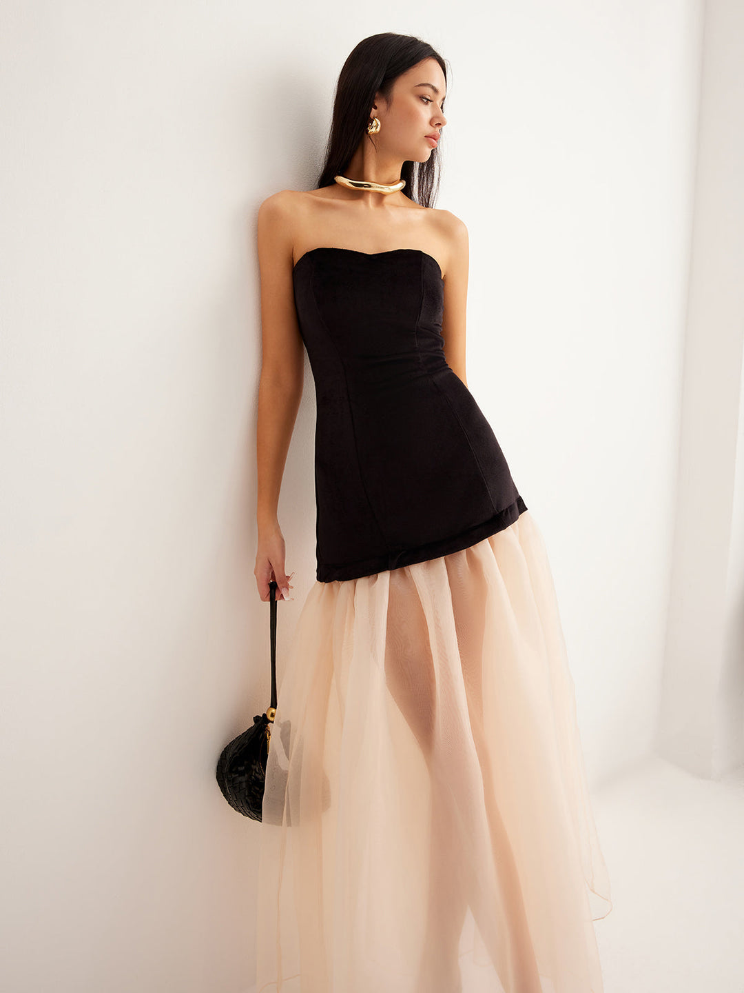 Kadife Panel File Dereceli Elbise, şık ve zarif tasarım