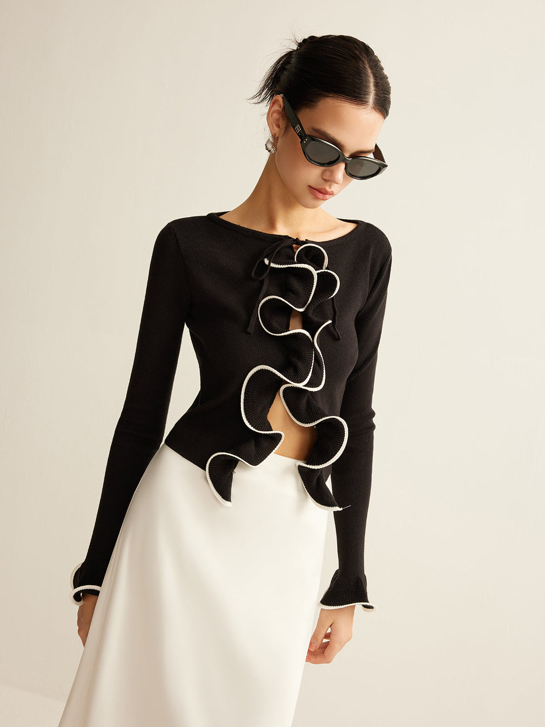 Contrast Ruffle Skinny Cardigan, Svelte Chic koleksiyonundan