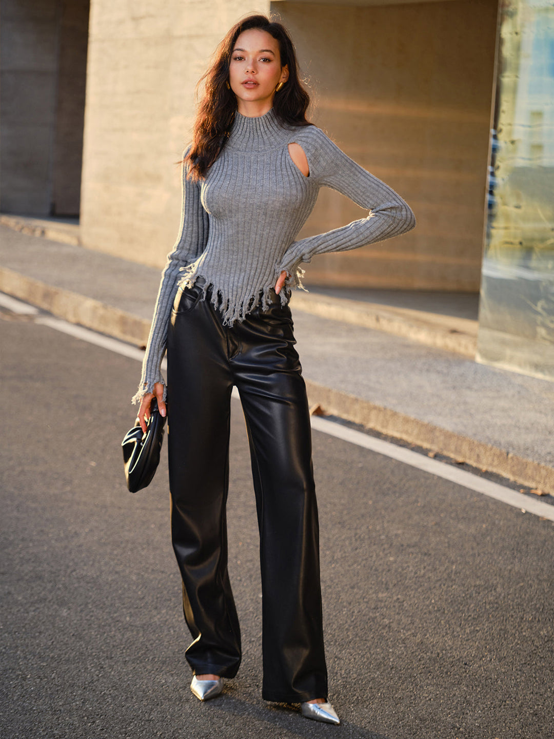 Trendy ham kenar kesim detaylı triko üst