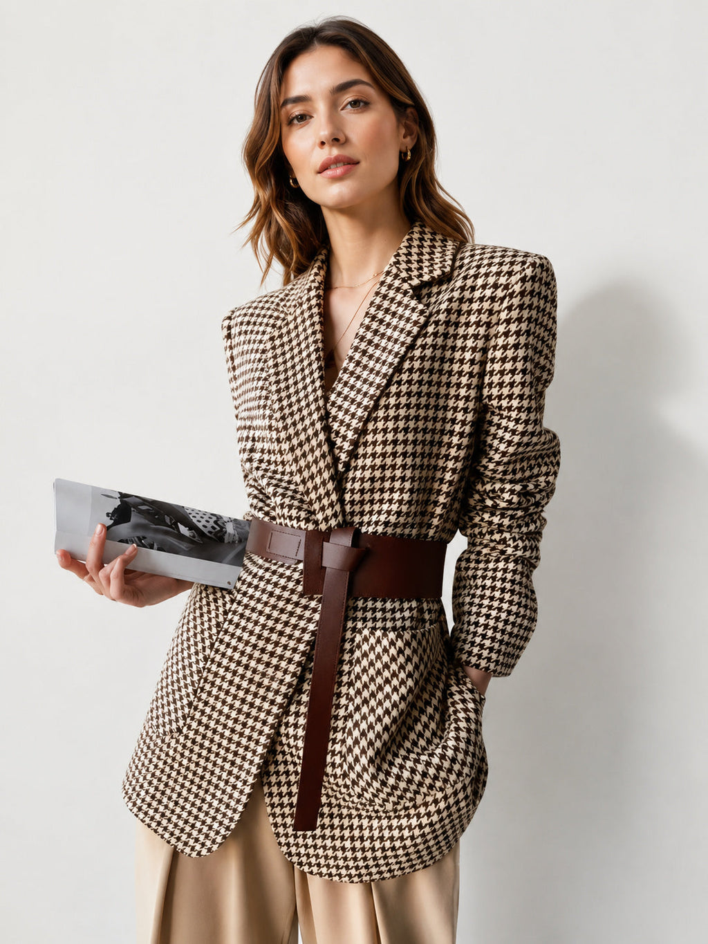 Houndstooth Belted Patch Pocket Blazer - Khaki — Svelte Chic