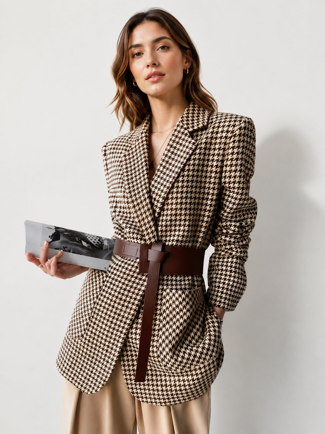 Houndstooth Belted Patch Pocket Blazer - Khaki — Svelte Chic