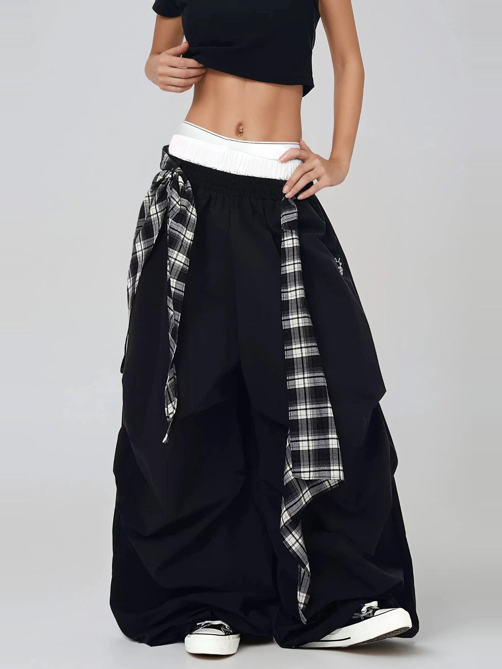 Hamish Plaid Detail Wide Leg Pants - Black — Svelte Chic