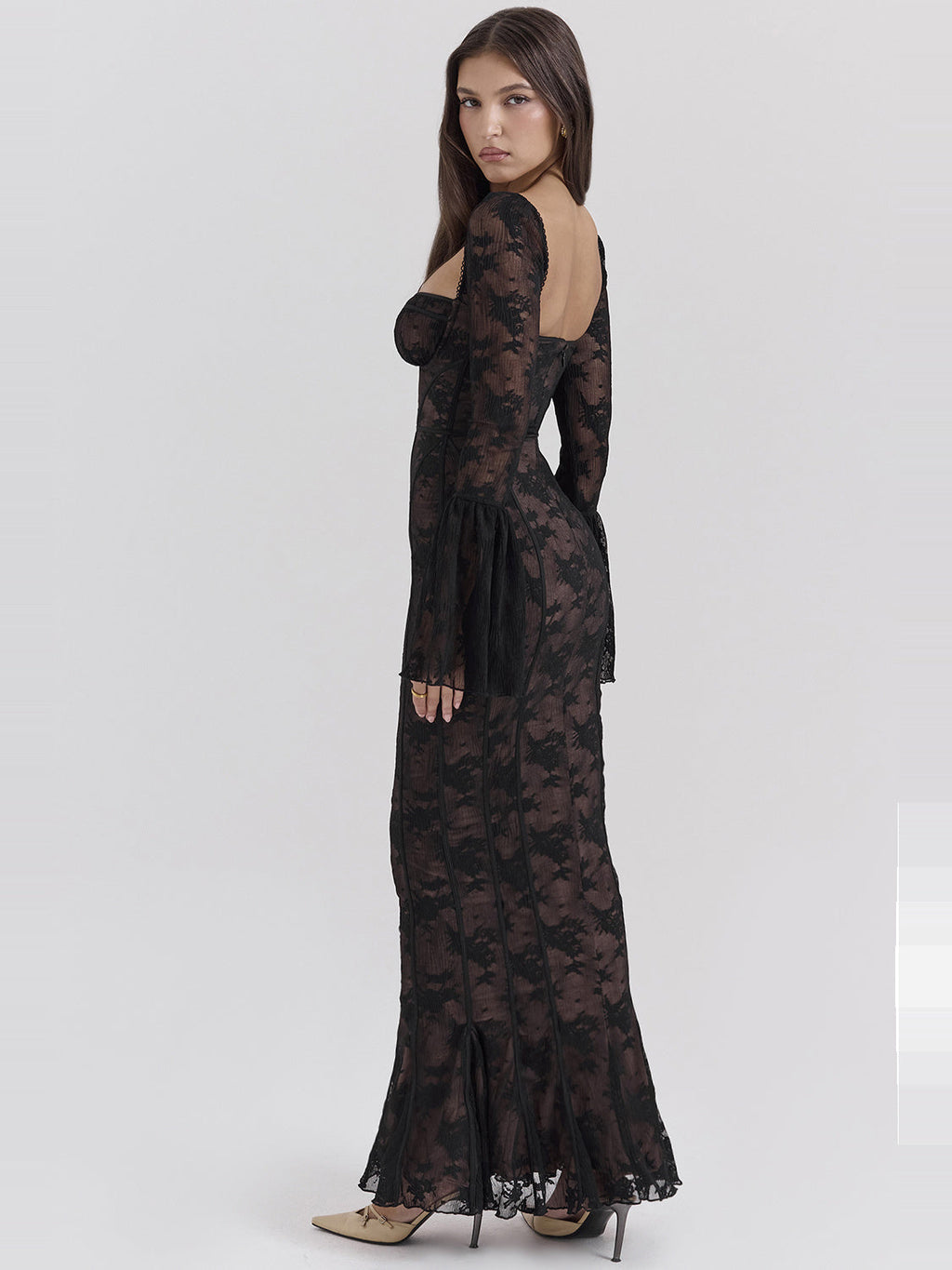 Delilah Long Sleeve Lace Sweetheart Maxi Dress — Svelte Chic