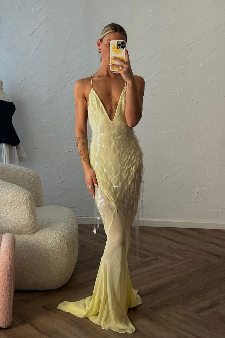 Aaliyah V-Neck Maxi Dress — Svelte Chic