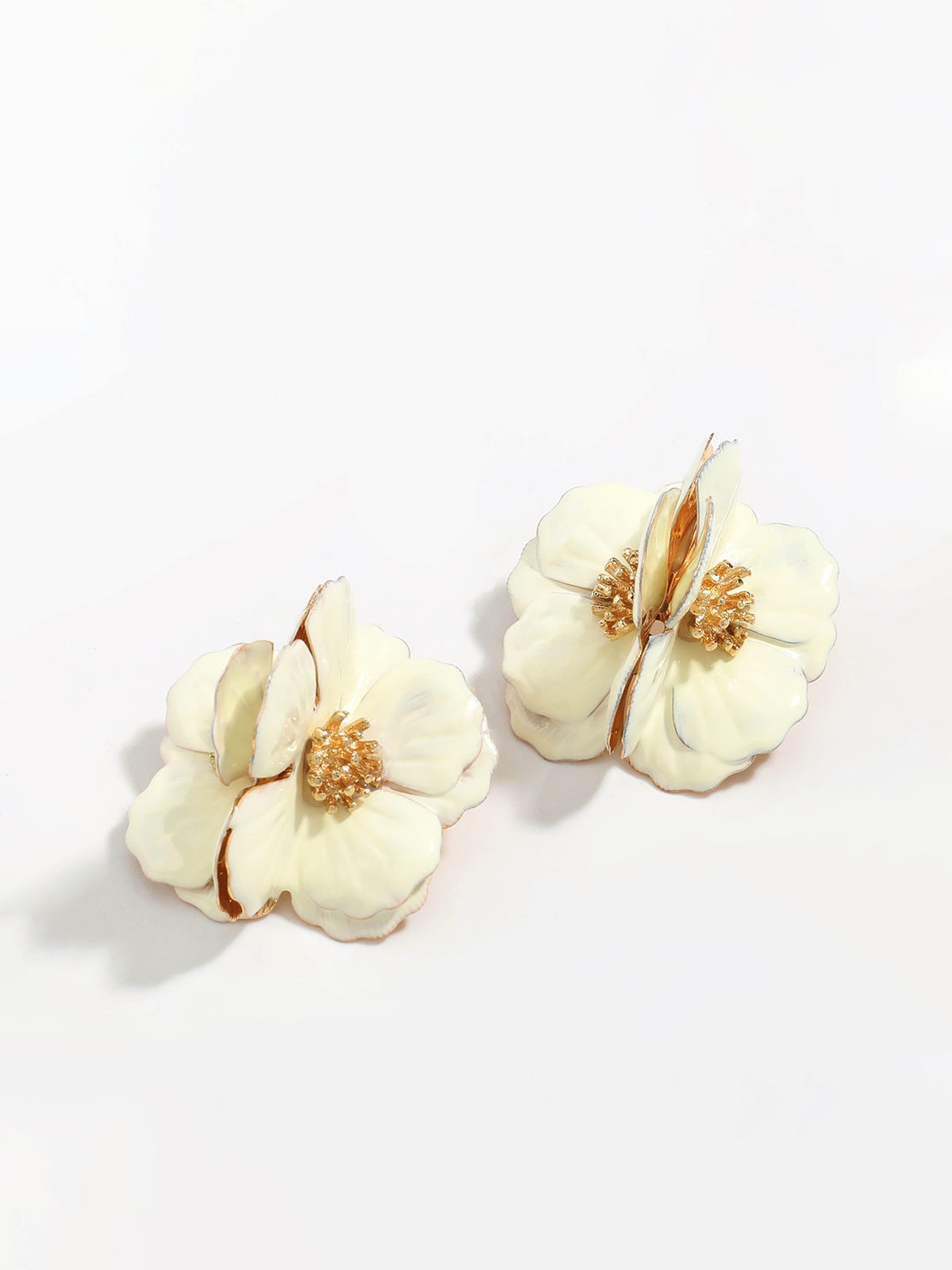 Golden Stamen Flower Earrings in Off-White — Svelte Chic