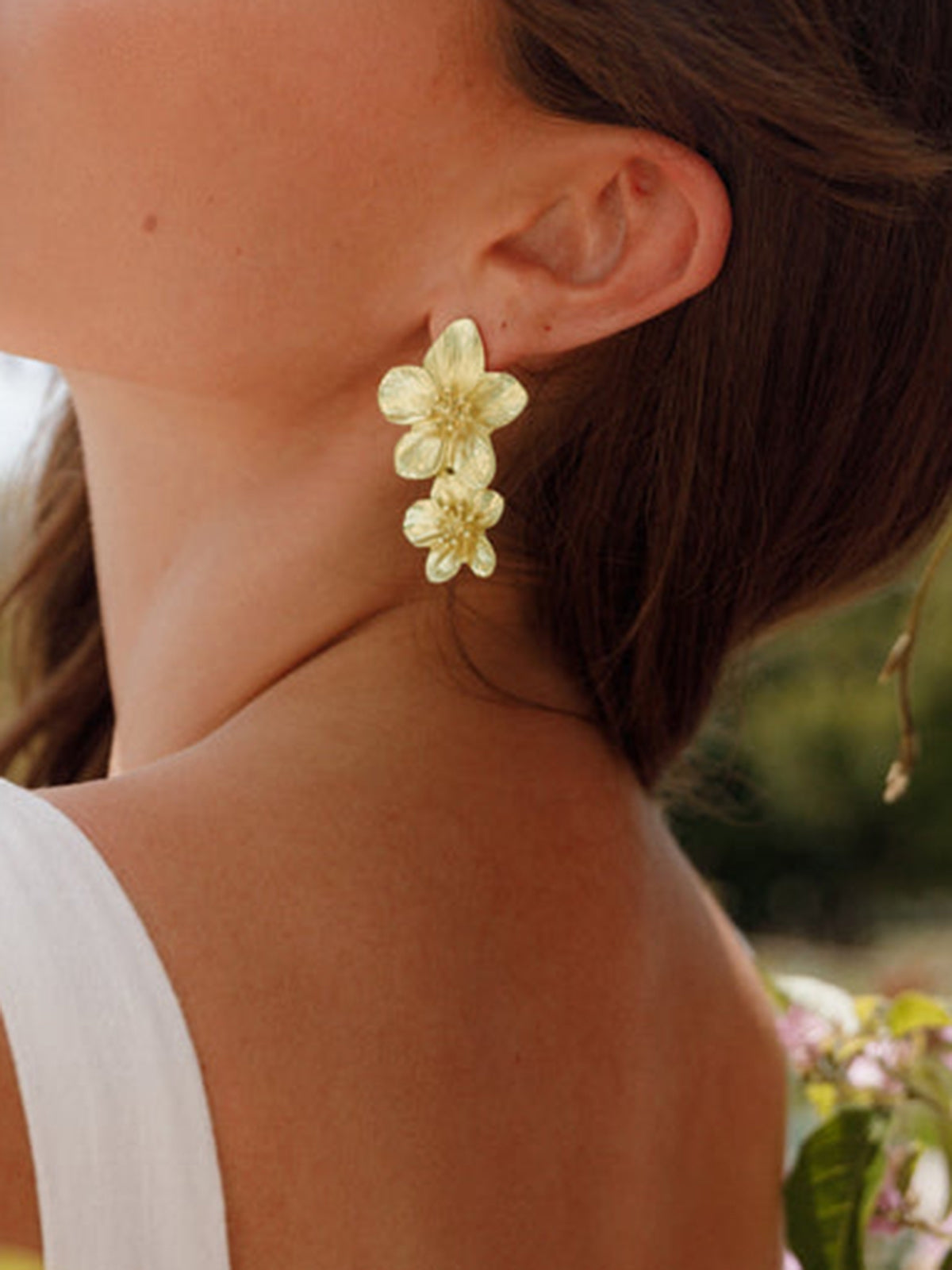 Flower Shaped Earrings — Gold — Svelte Chic