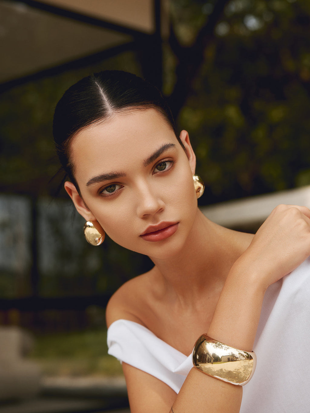Minimalist Open Wide Bangle — Gold — Svelte Chic