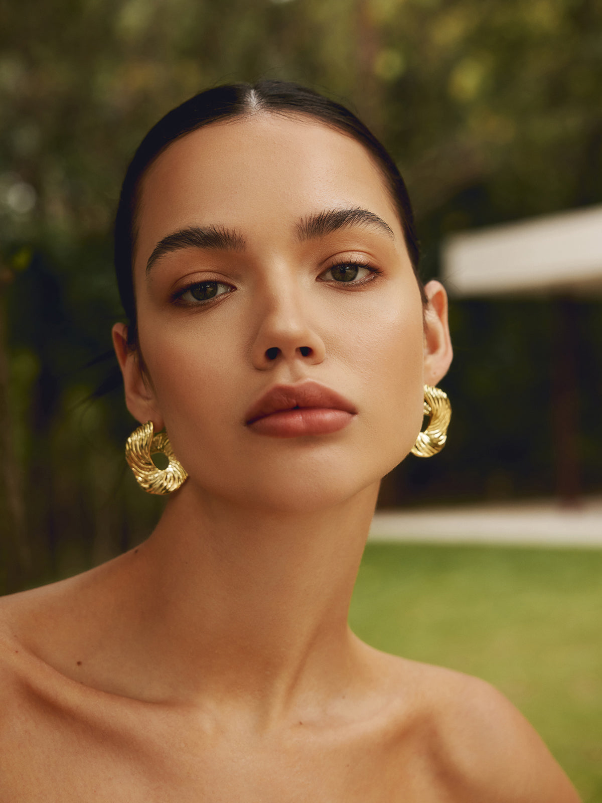 Geometric Textured Stud Earrings — Svelte Chic