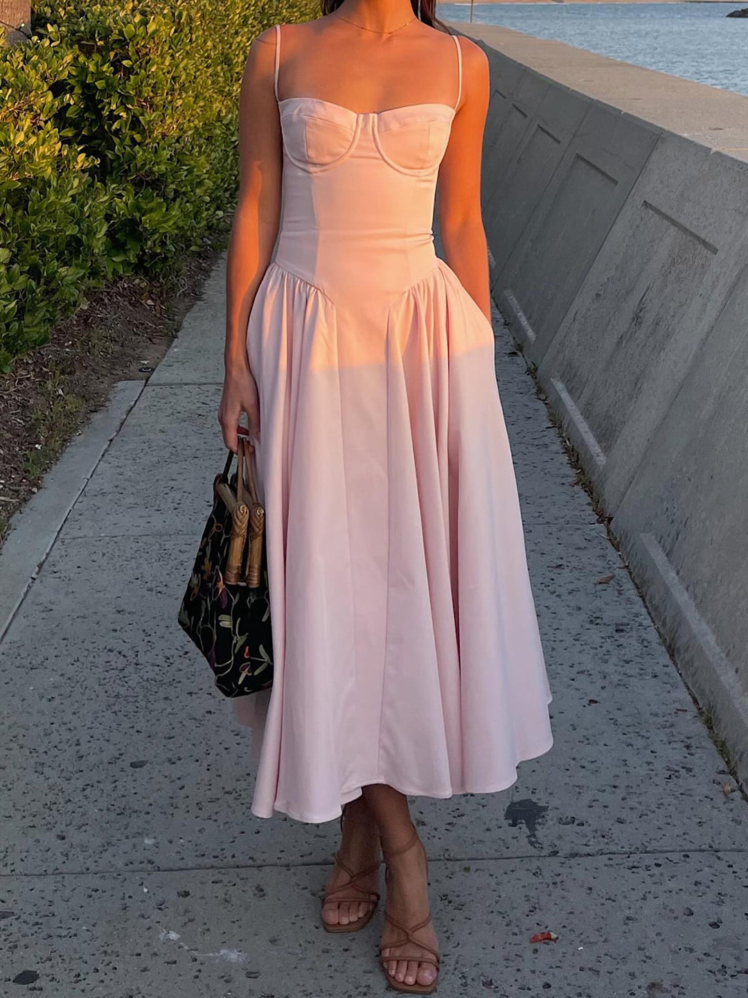 Düz Kalp Yaka Cami Midi Abiye Elbise