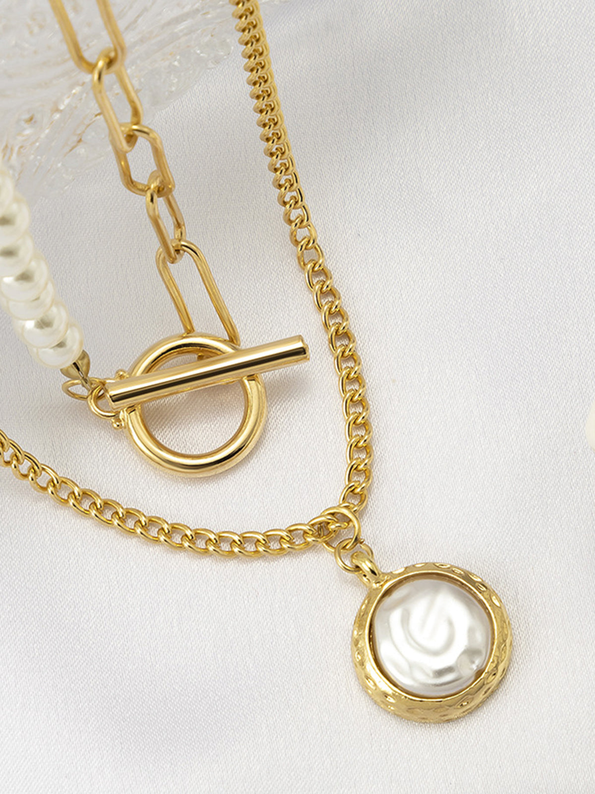 Pearl Disc Pendant Necklace — Gold — Svelte Chic