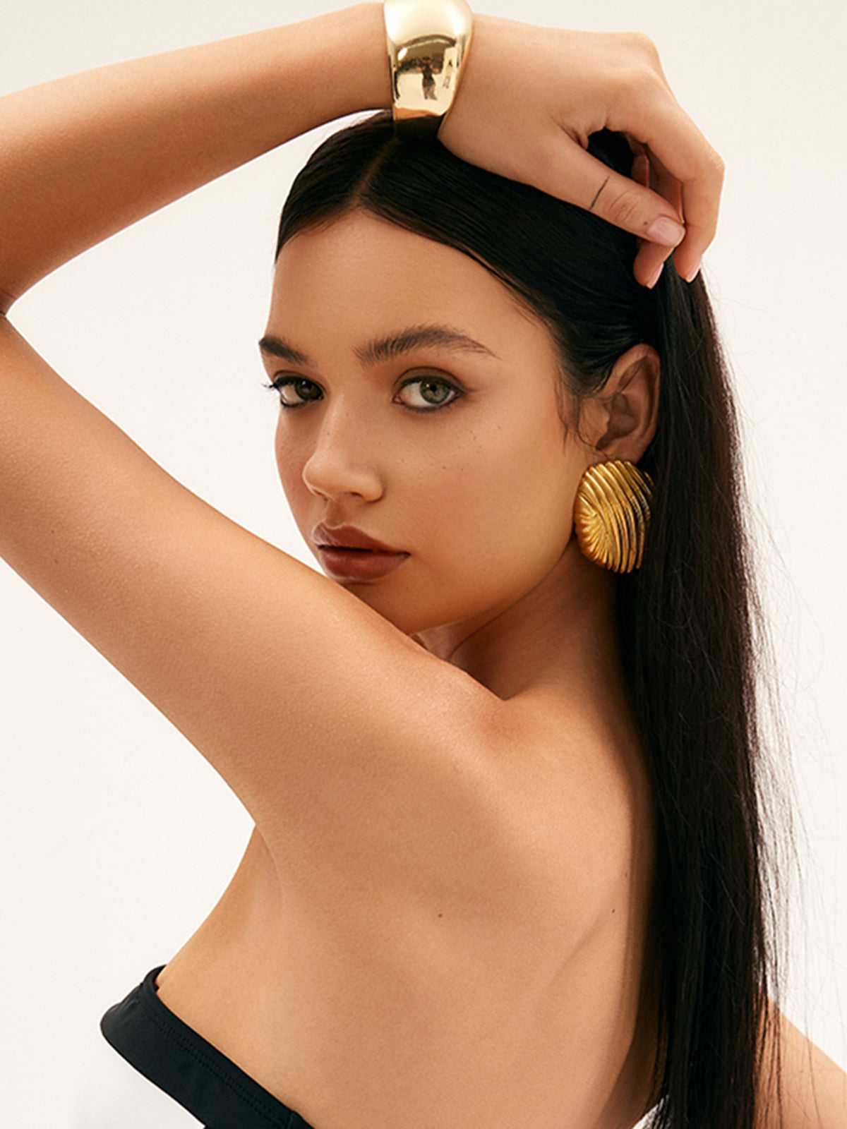 Pleated Shell Drop Earrings — Svelte Chic