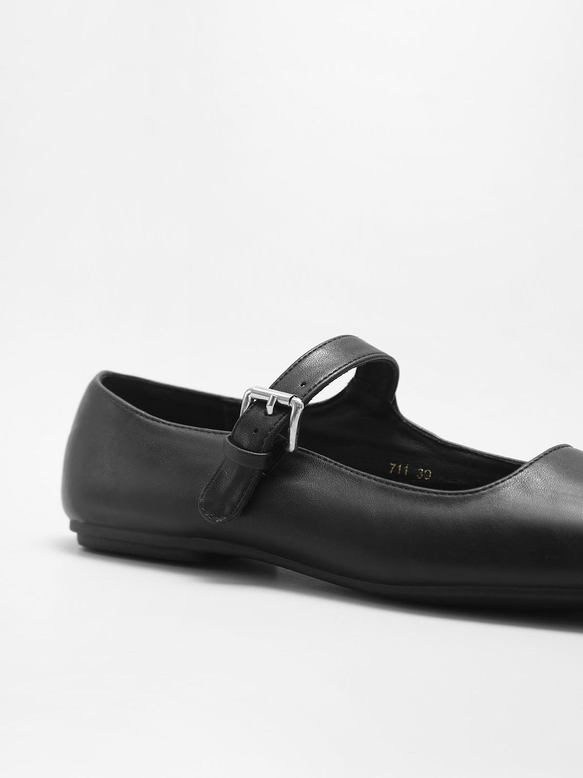 Strap Ballet Mary Jane Flats — Svelte Chic