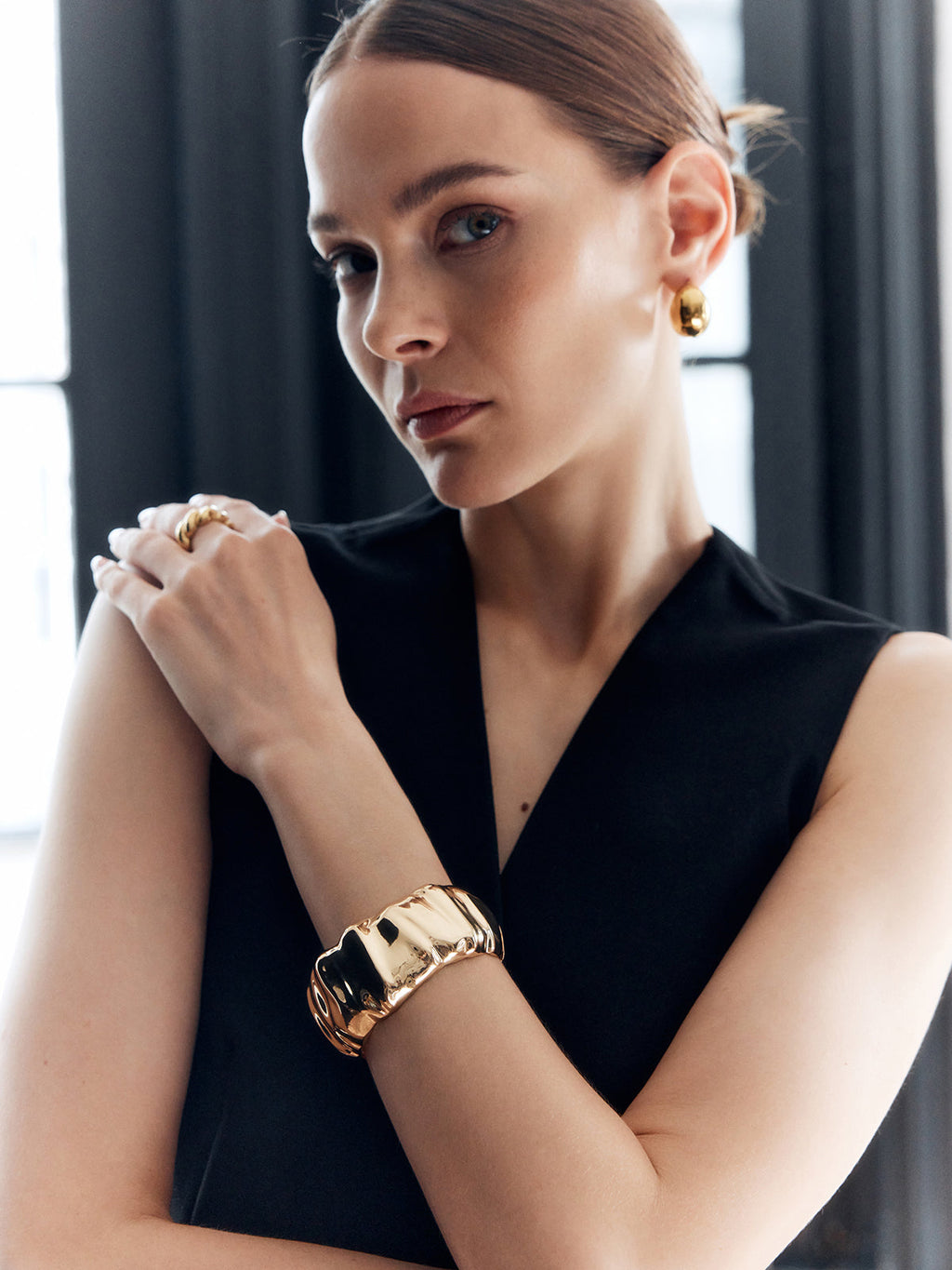 Vintage Cuff Bracelet — Gold — Svelte Chic
