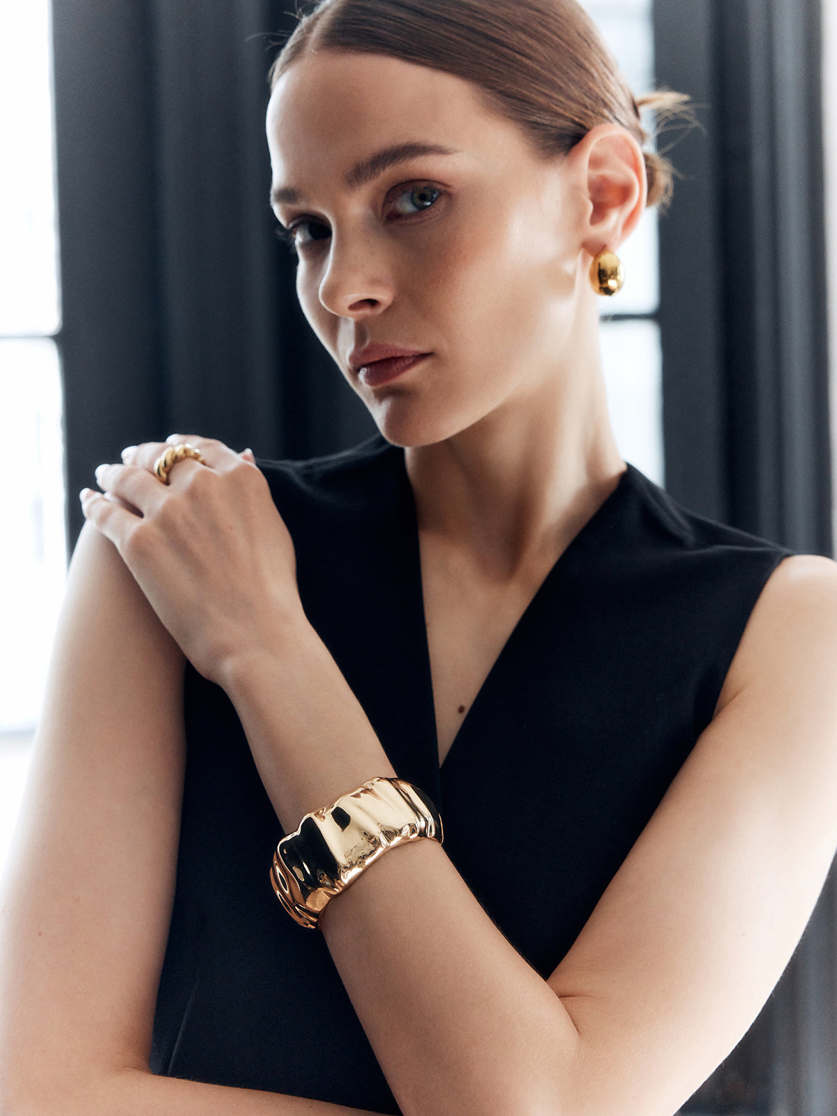 Vintage Cuff Bracelet — Gold — Svelte Chic