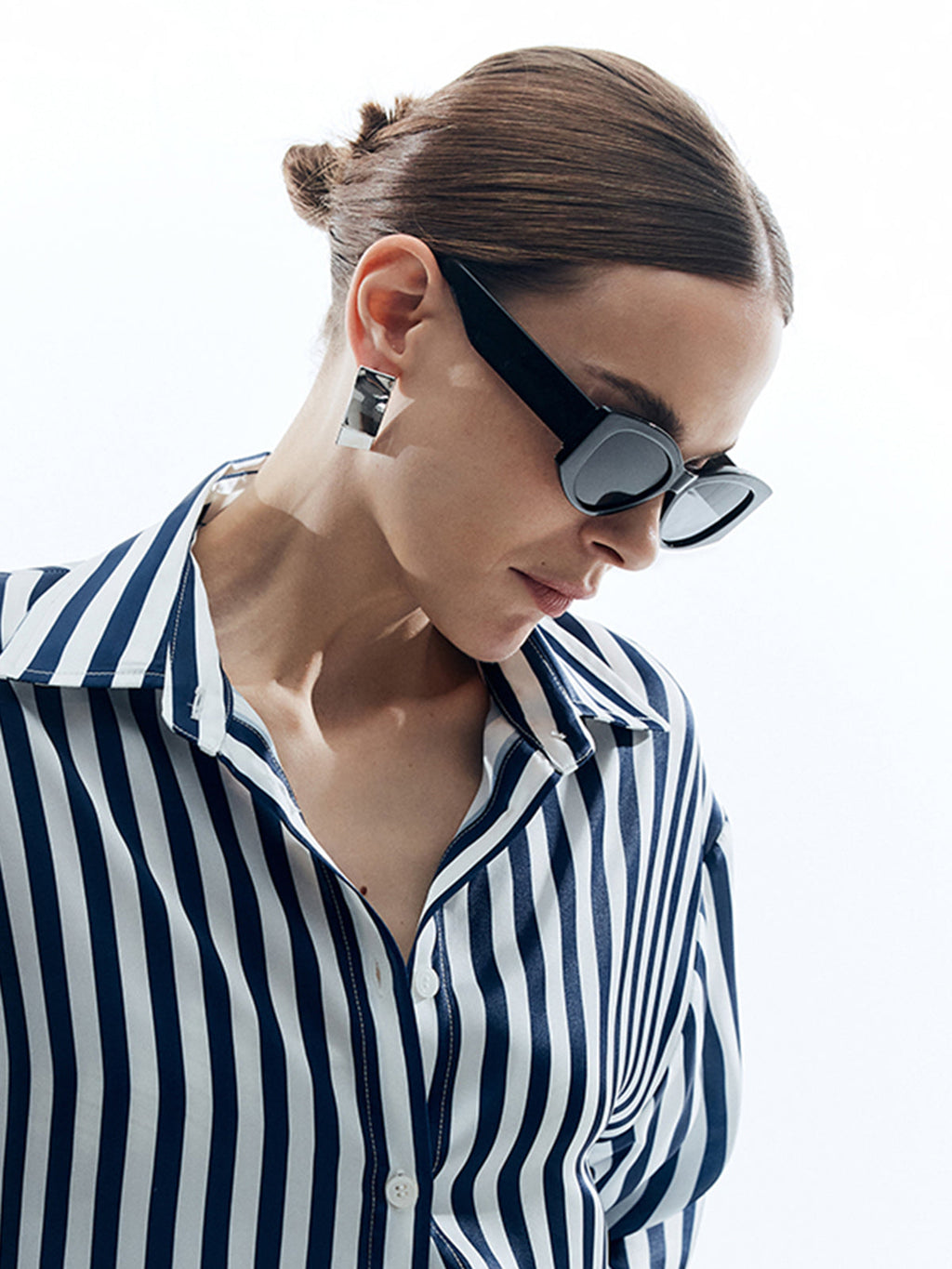 Large Cat Eye Vintage Sunglasses — Black in Black — Svelte Chic