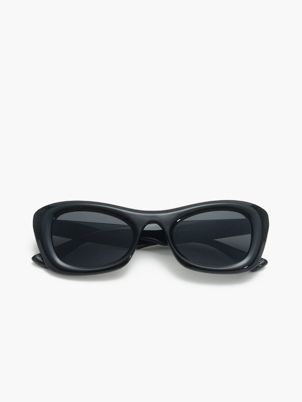 Cat Eye Sunglasses — Black & Gold — Svelte Chic