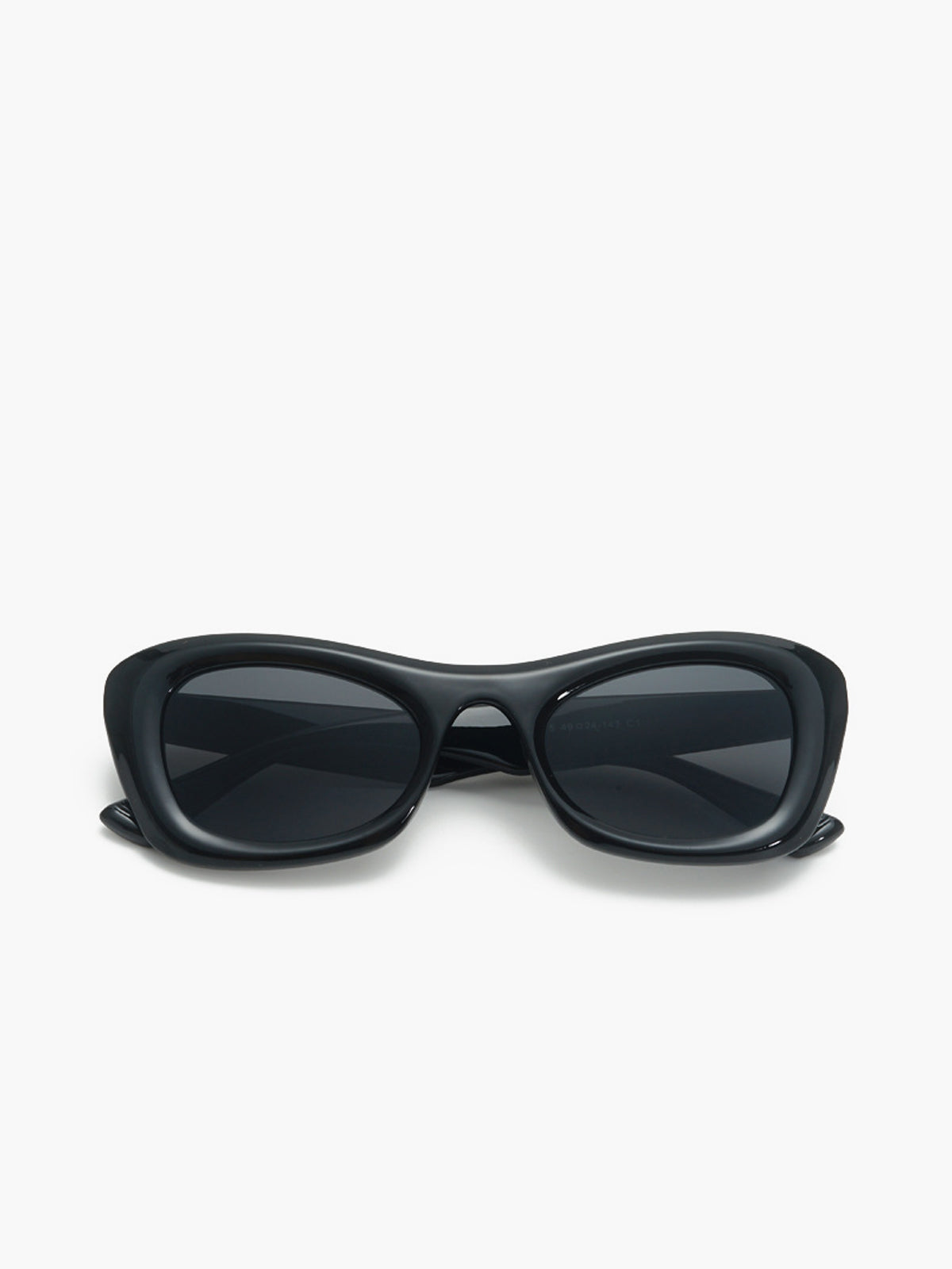 Cat Eye Sunglasses — Black & Gold — Svelte Chic