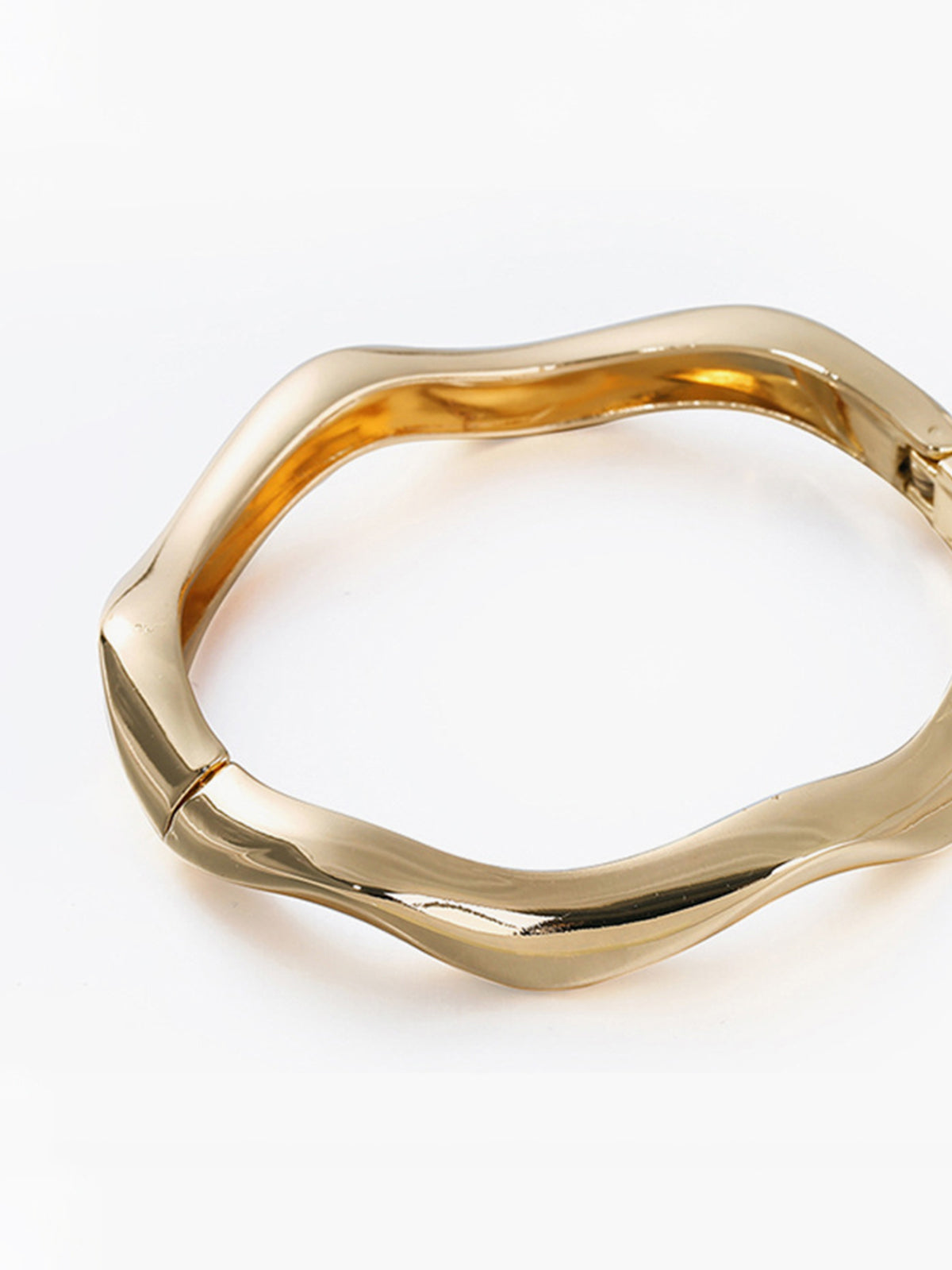 Wave Hinged Bangle — Gold — Svelte Chic