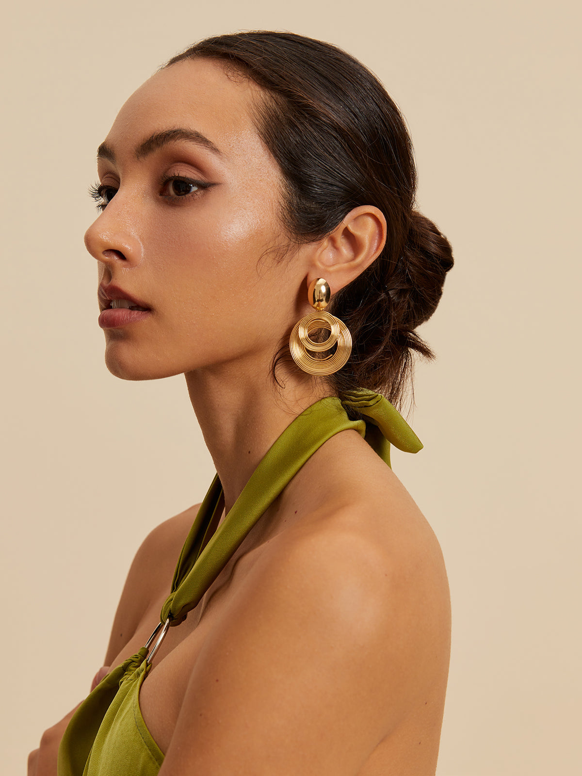 Large Round Earrings — Gold, 5.5 cm — Svelte Chic