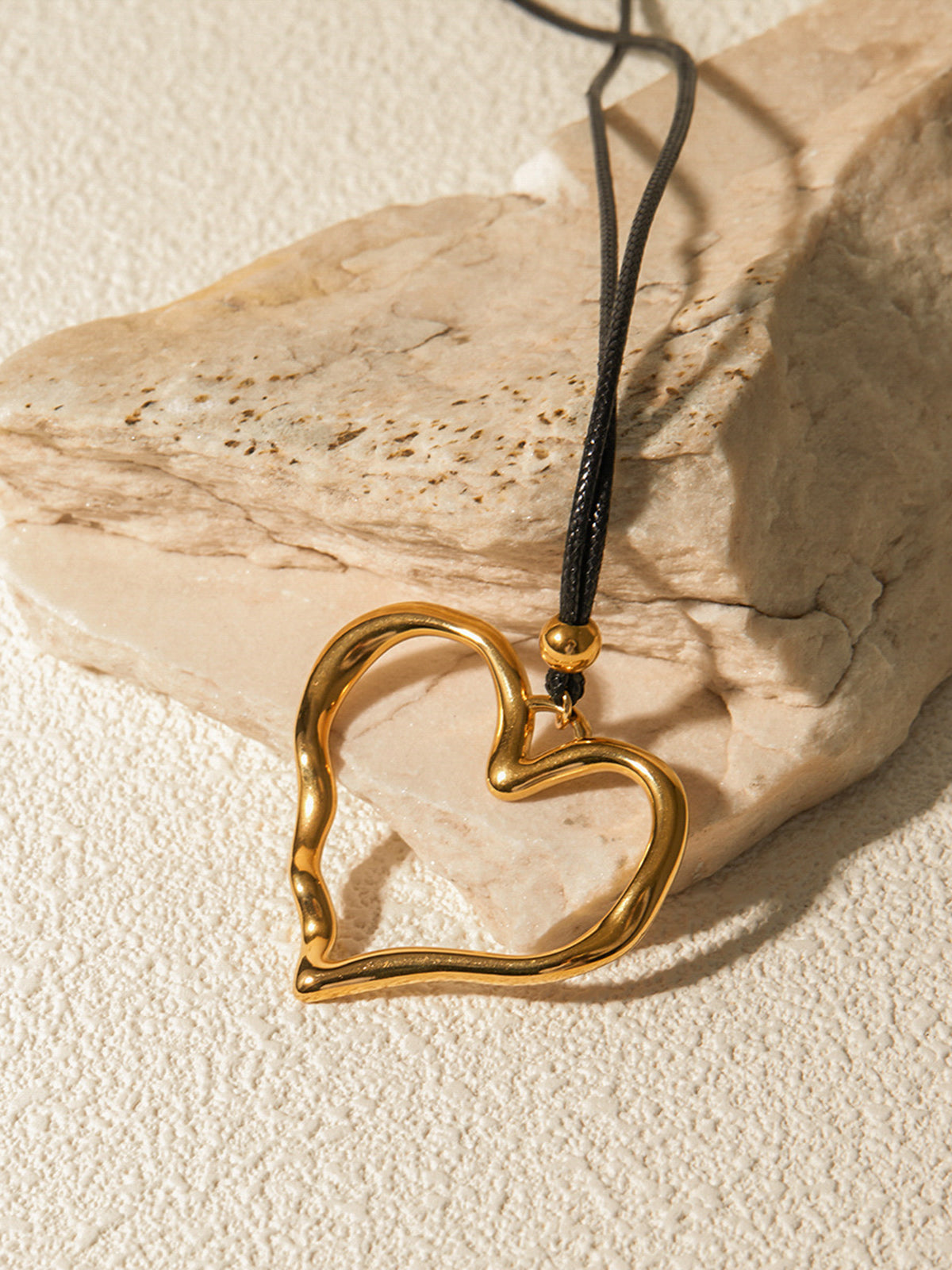 Openwork Heart Necklace — Gold Titanium Steel — Svelte Chic