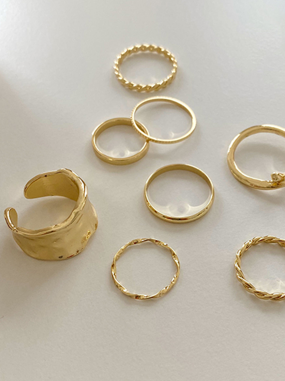 Simple Ring Set — Gold, 8 Pieces — Svelte Chic