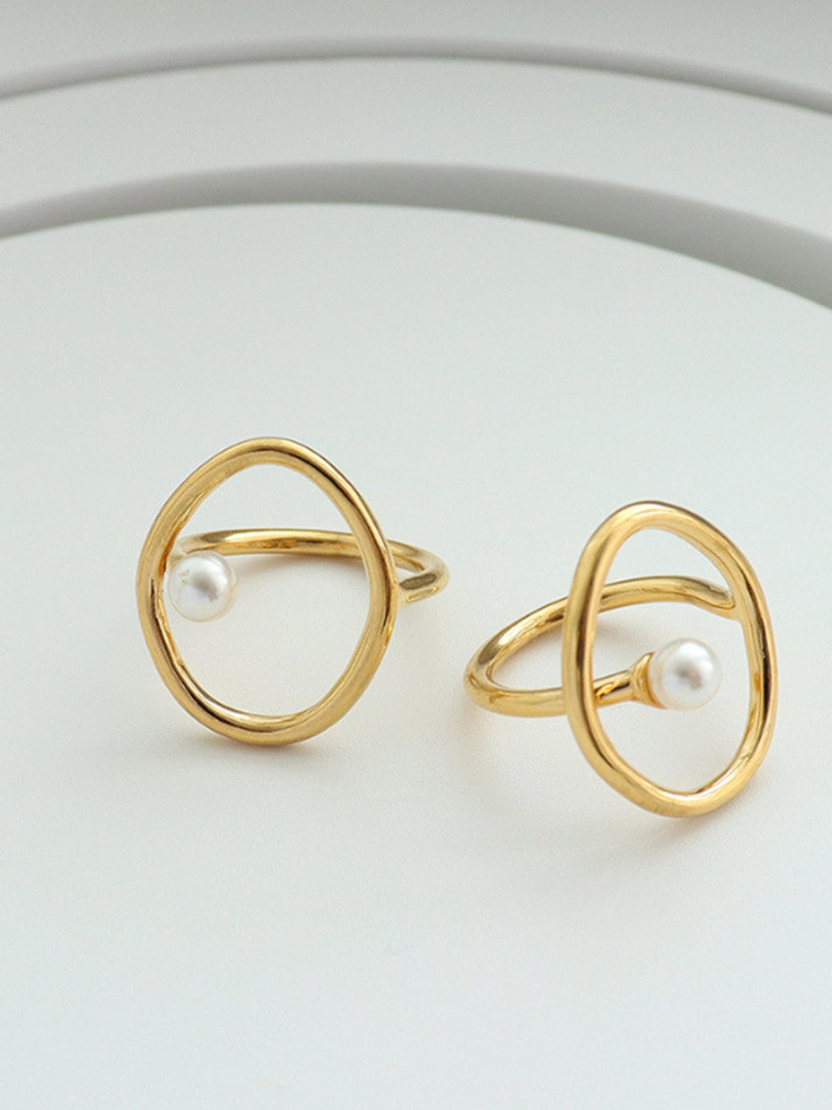 Oval Freshwater Pearl Ring — Gold — Svelte Chic