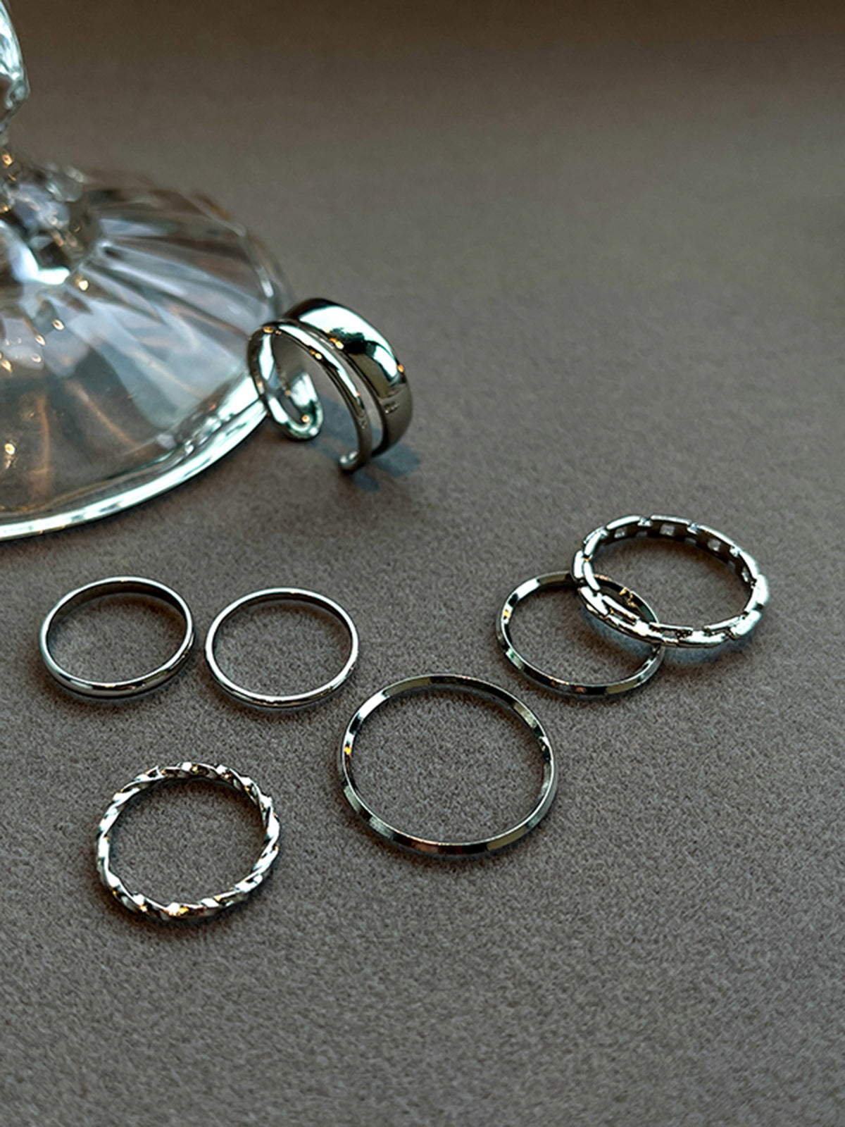 Minimalist Ring Set — Silver, 7 Pieces — Svelte Chic